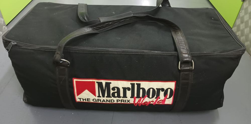 Saco Viagem Vintage Marlboro 'The Grand Prix World'