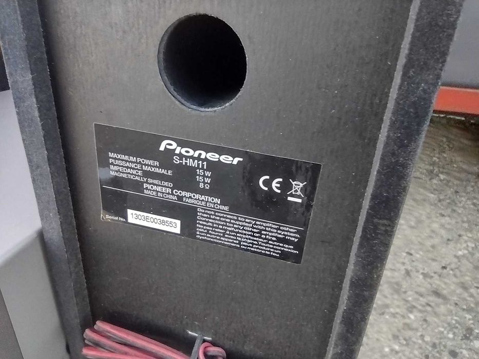Mini wieża Pioneer z kolumnami