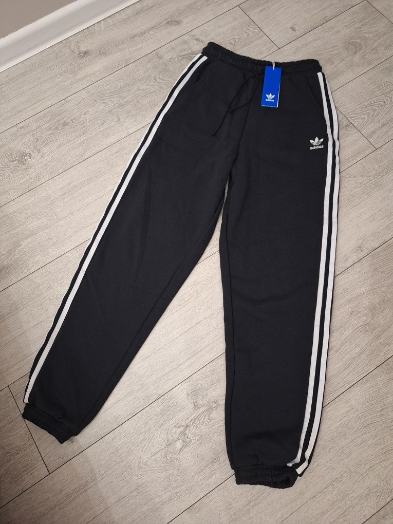 Spodnie dresy Adidas