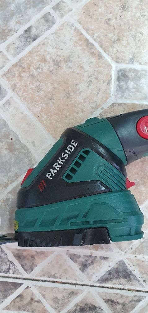 Аккумуляторные ножницы для кустов PARKSIDE PGSA 12 A1