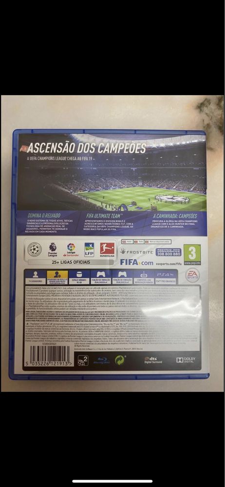 FIFA 19 - PS4 - Como Novo