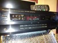 Amplificador Pioneer com rádio e comando