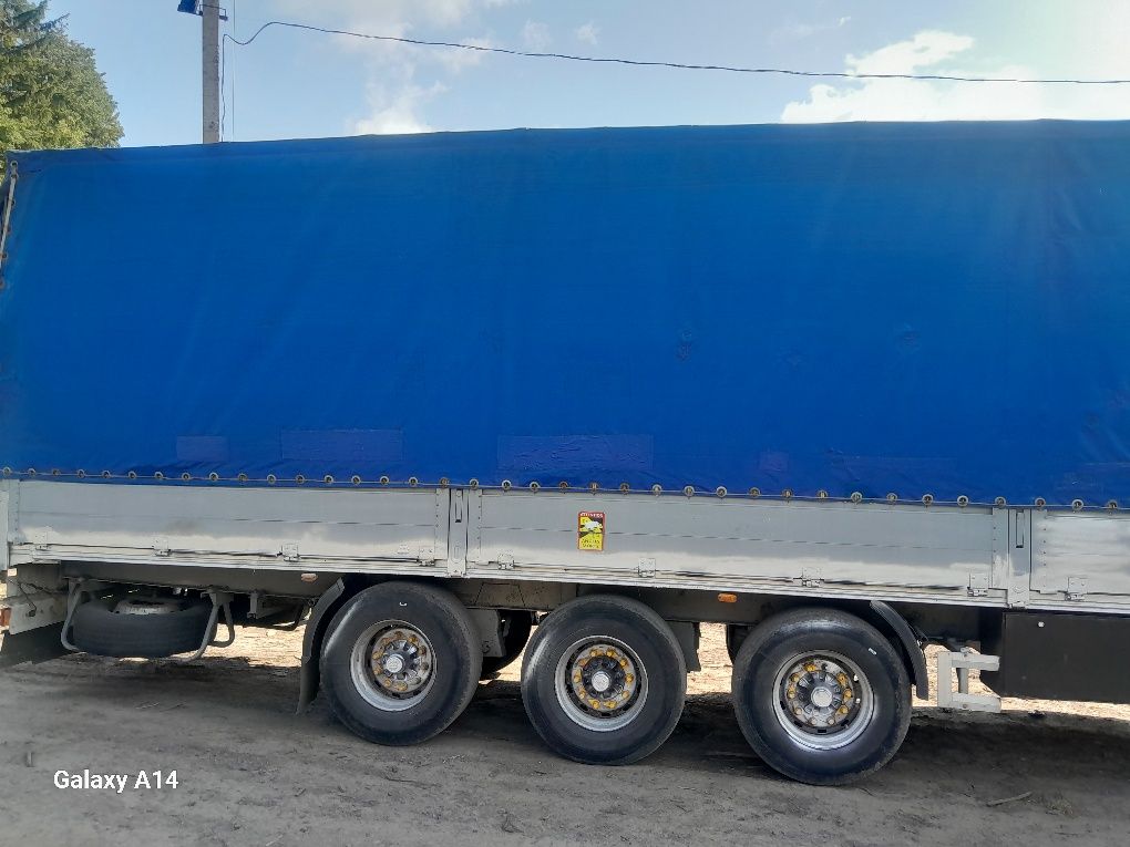 Продам прицеп в гарному стані на резині поли замінені