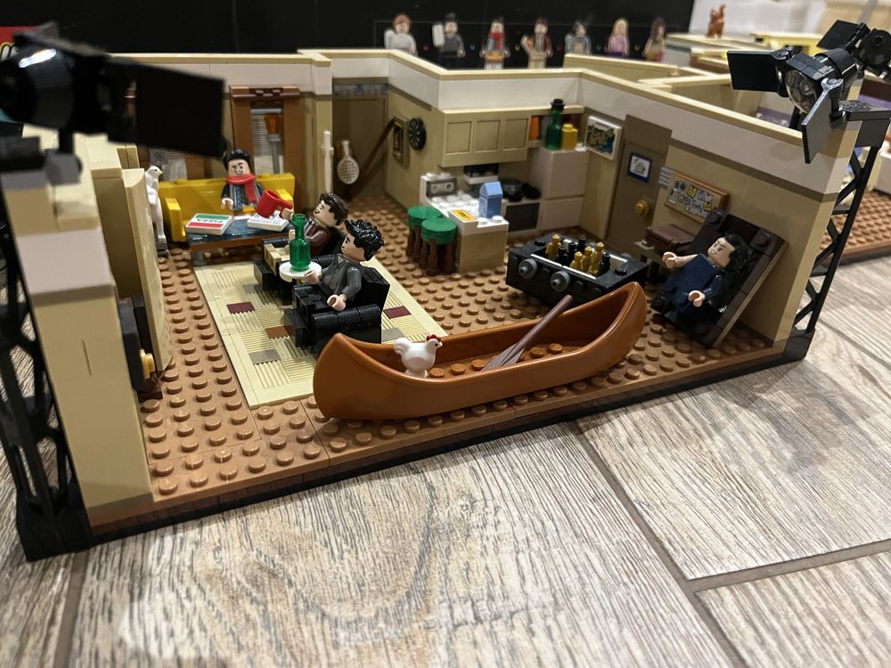 Конструктор Lego квартира героїв серіалу «Друзі» The Friends Apartment