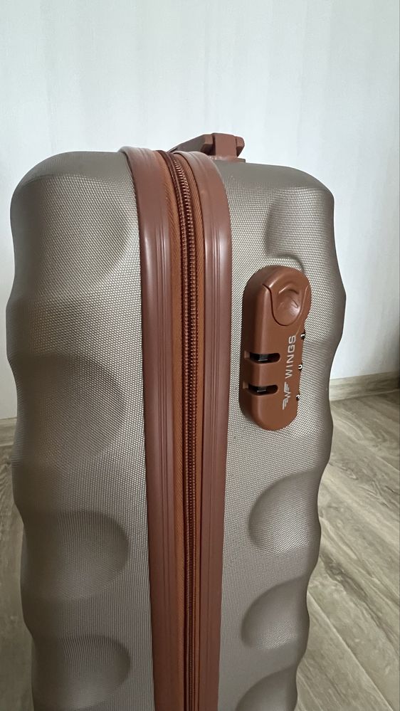 Валіза (cabin size)