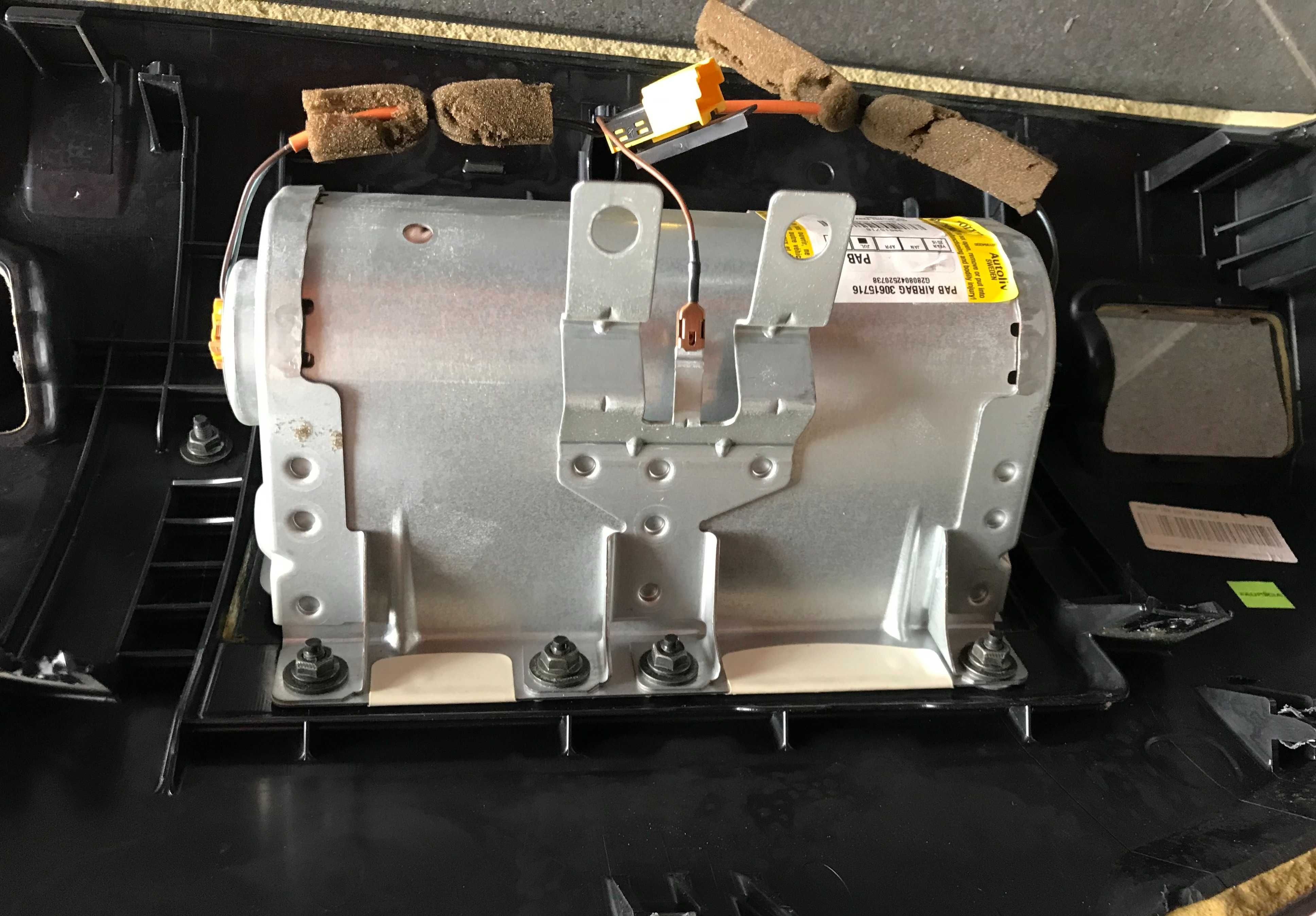 Tablier com Airbag e Cintos Volvo V50