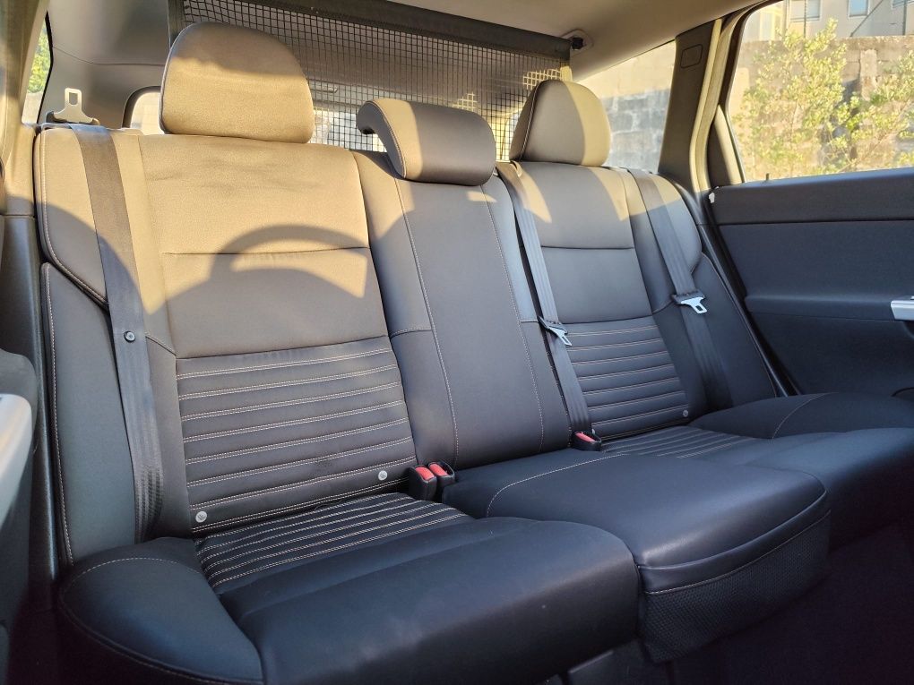 V50 1.6D Drive 2011 - impecável