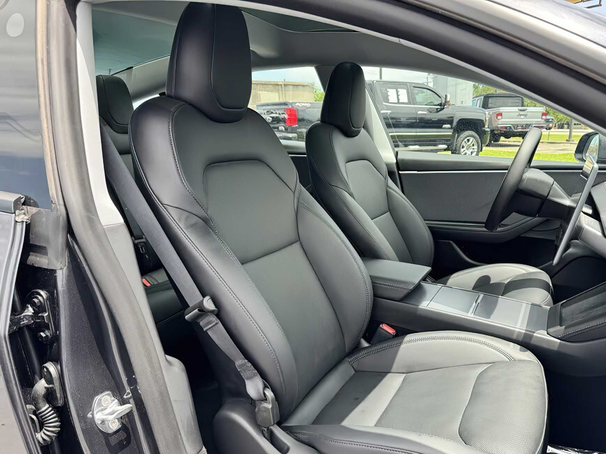 Tesla Model 3 Long Range 2025