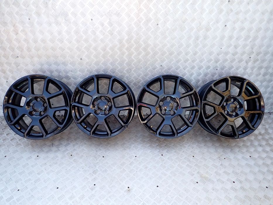 FELGI ALUMINIOWE JEEP 7JX17 ET 40 5X110 735713450
