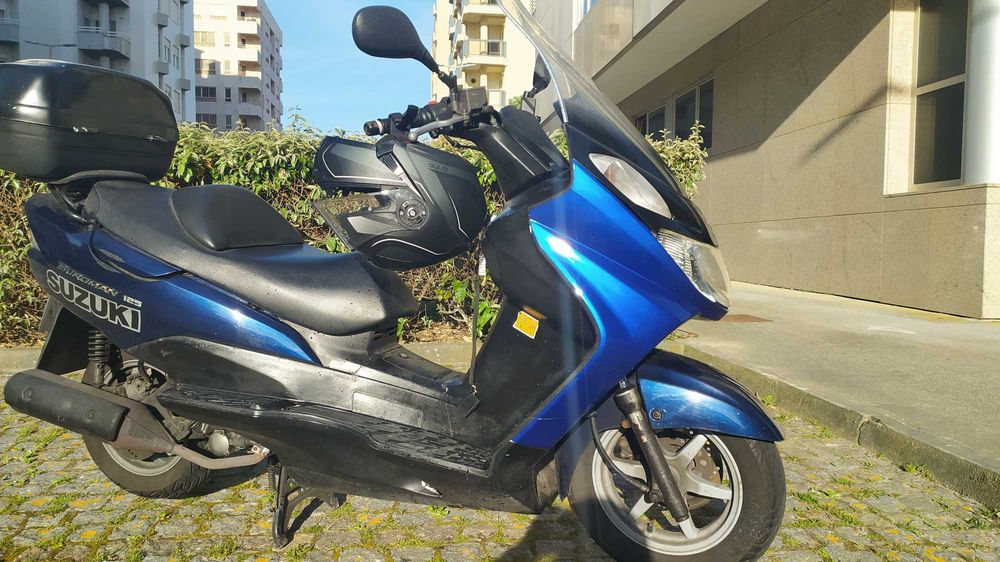 Scooter Suzuki Burgman