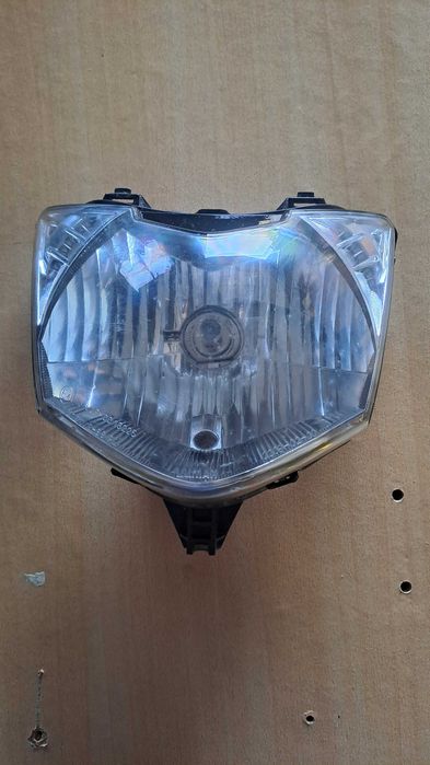 Farol CB 125 F 2010