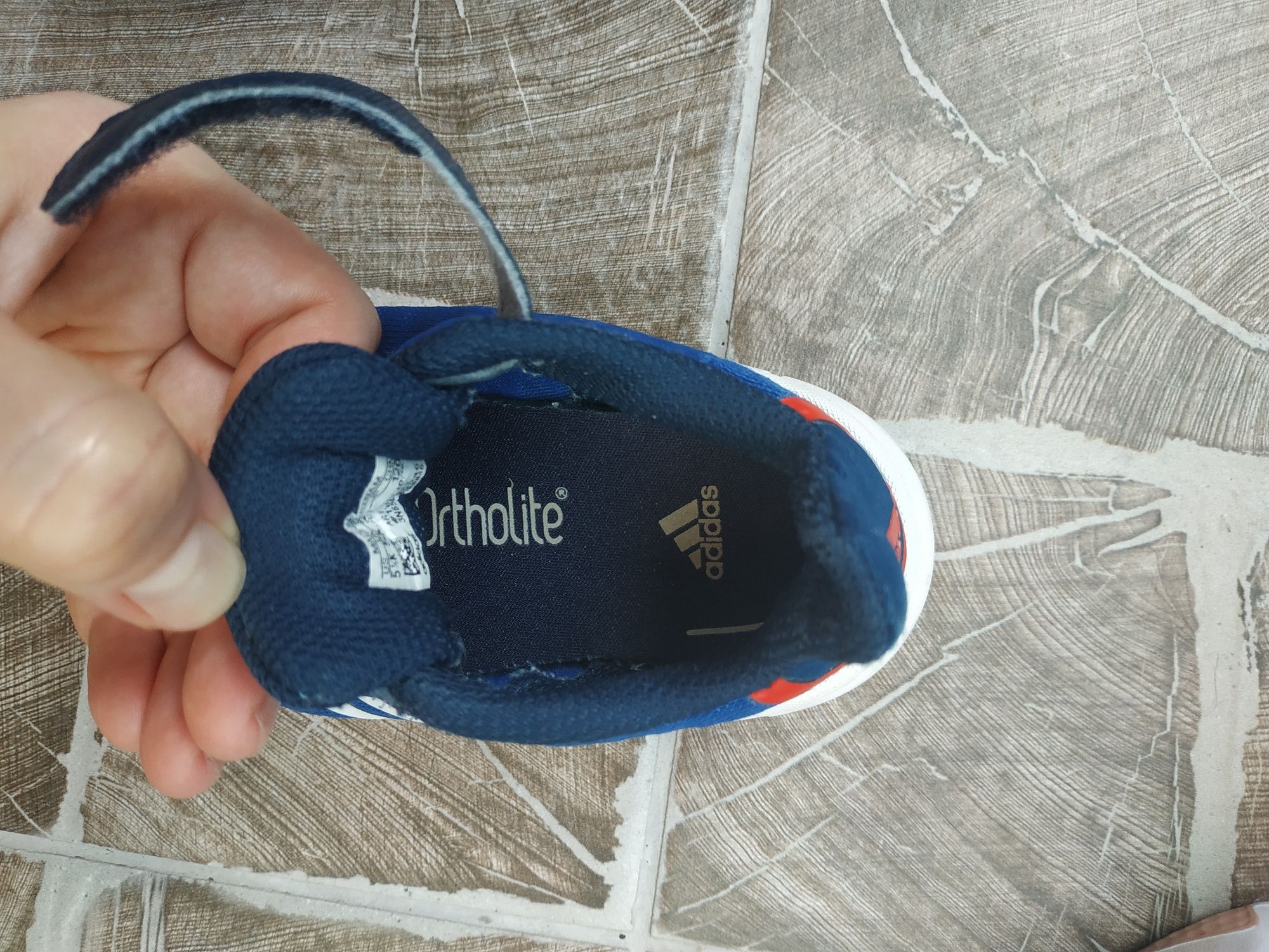 Дитячі кросівки adidas