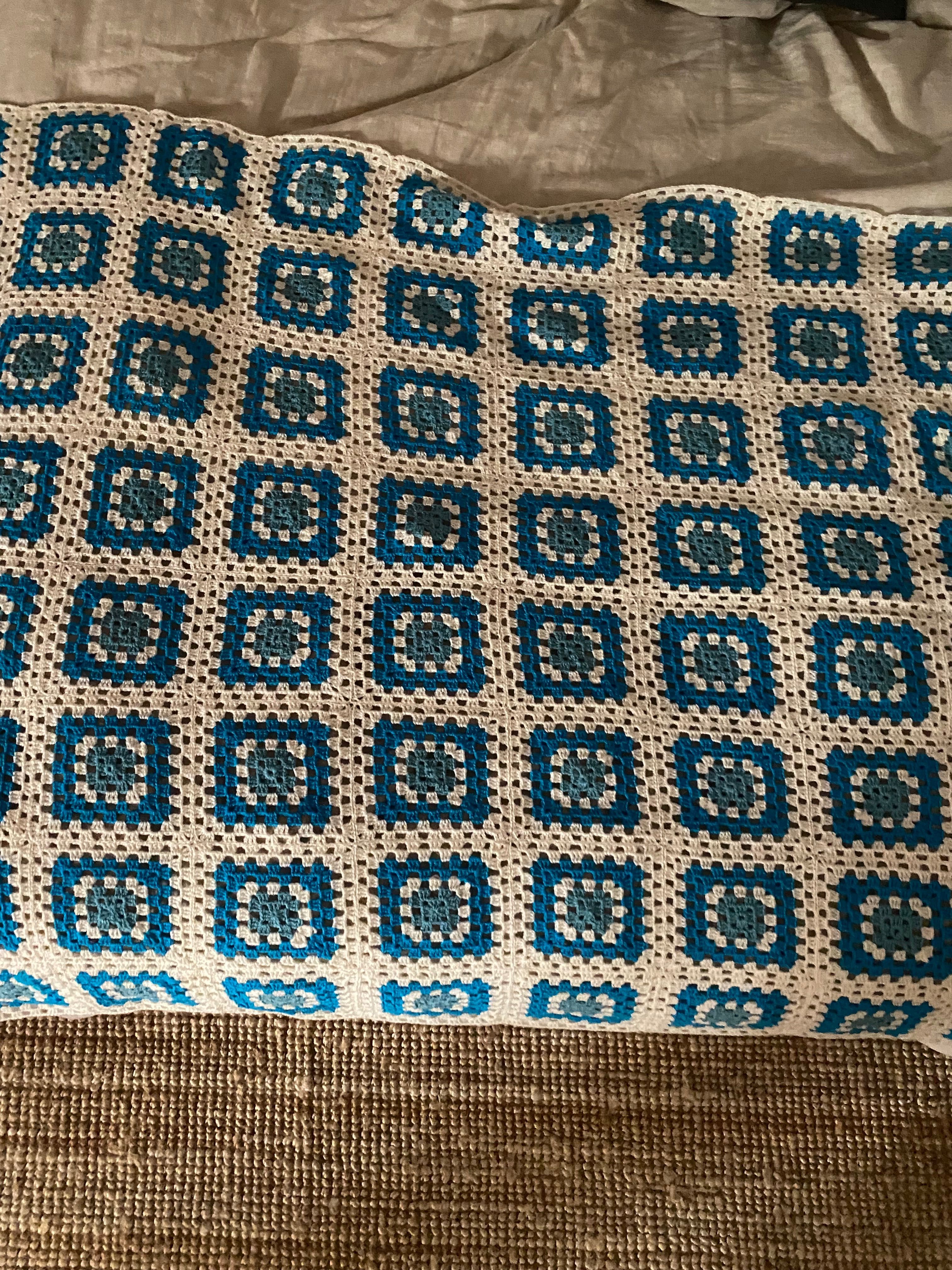 Manta / Colcha em Crochet feita à Mão (Made in Portugal)
