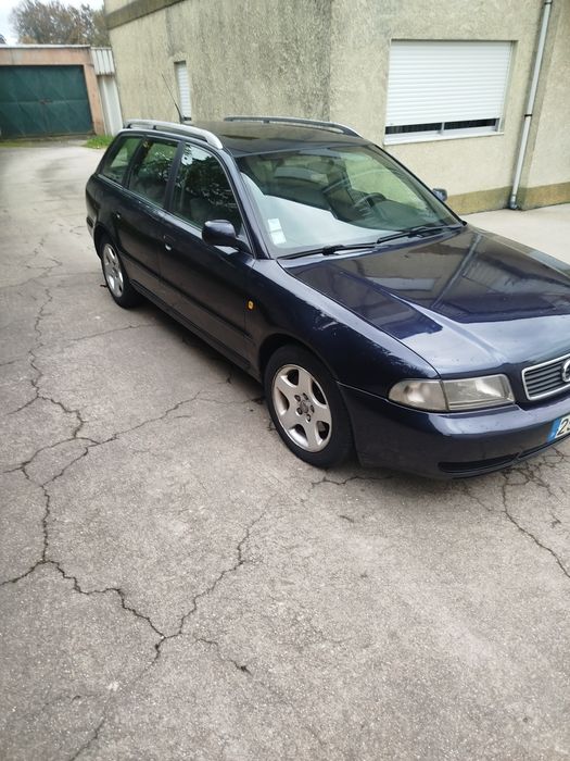 Audi A4 impecável