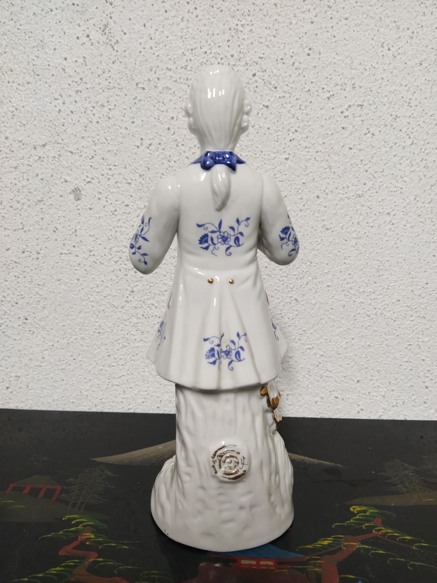 Casal de Duques em porcelana, estilo Luís XIV