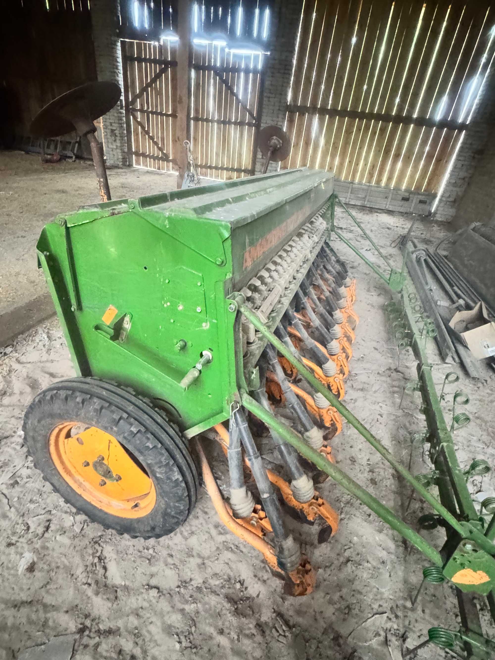 Siewnik Amazone 3m + agregat aktywny rau