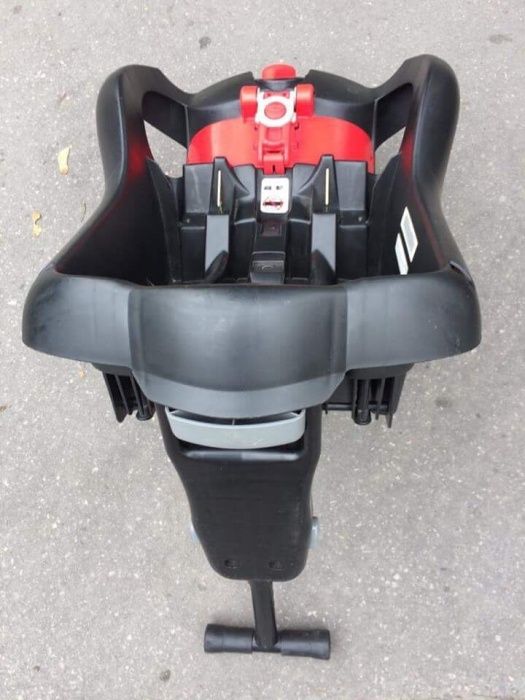 Fotelik samochodowy - nosidełko dla dziecka plus baza
