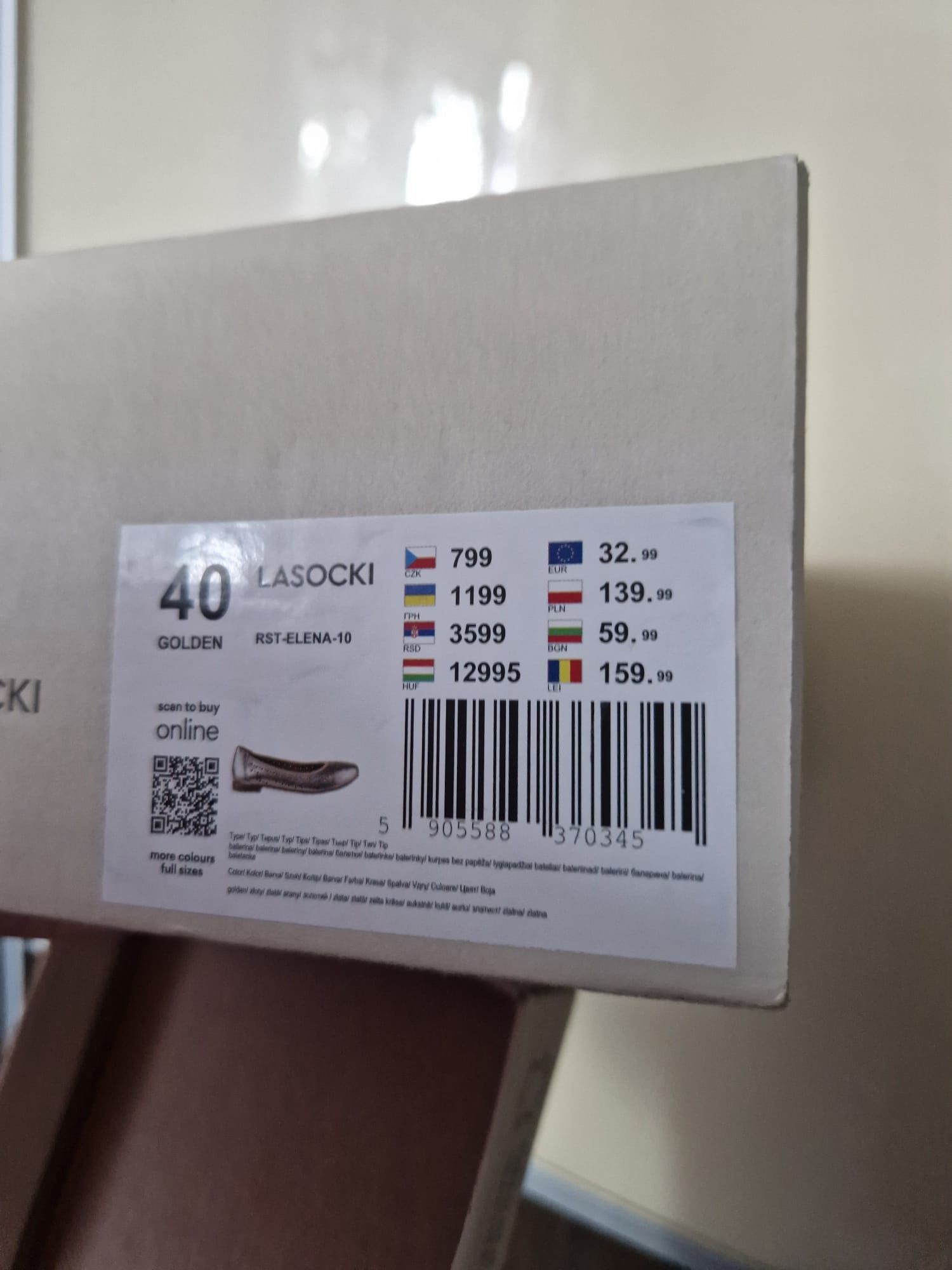 Sprzedam złote czółenka Lasocki r 40