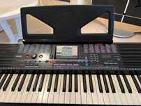 Órgão Yamaha PSR- 220 (como novo)