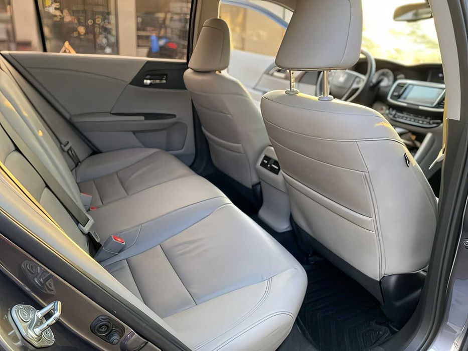 Honda Accord      2017