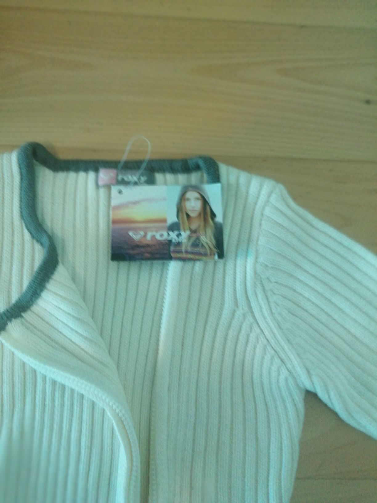 Casaco de malha, ROXY, novo com etiqueta, tamanho Small,Médio,figueira
