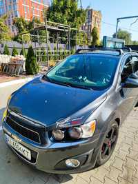 Chevrolet sonic 1.8 hatchback AКПП Газ Бензин