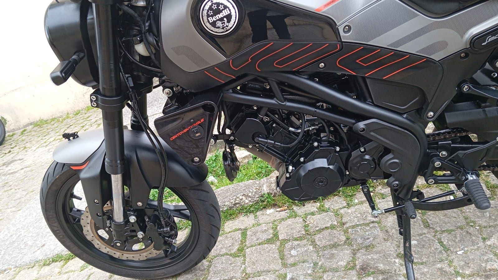 Moto benelli 125