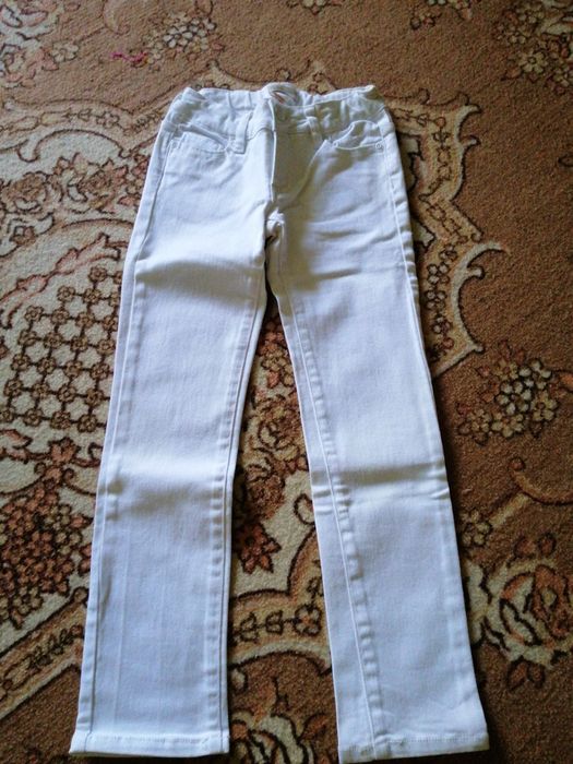 Джинсы скини