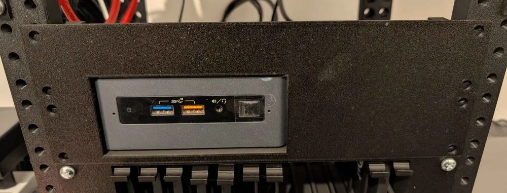 Suporte Rack 10" Intel NUC