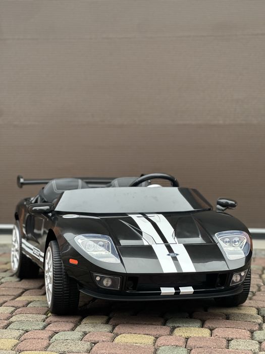 Електромобіль для дітей Ford GT 24V – чорний, з пультом та музикою