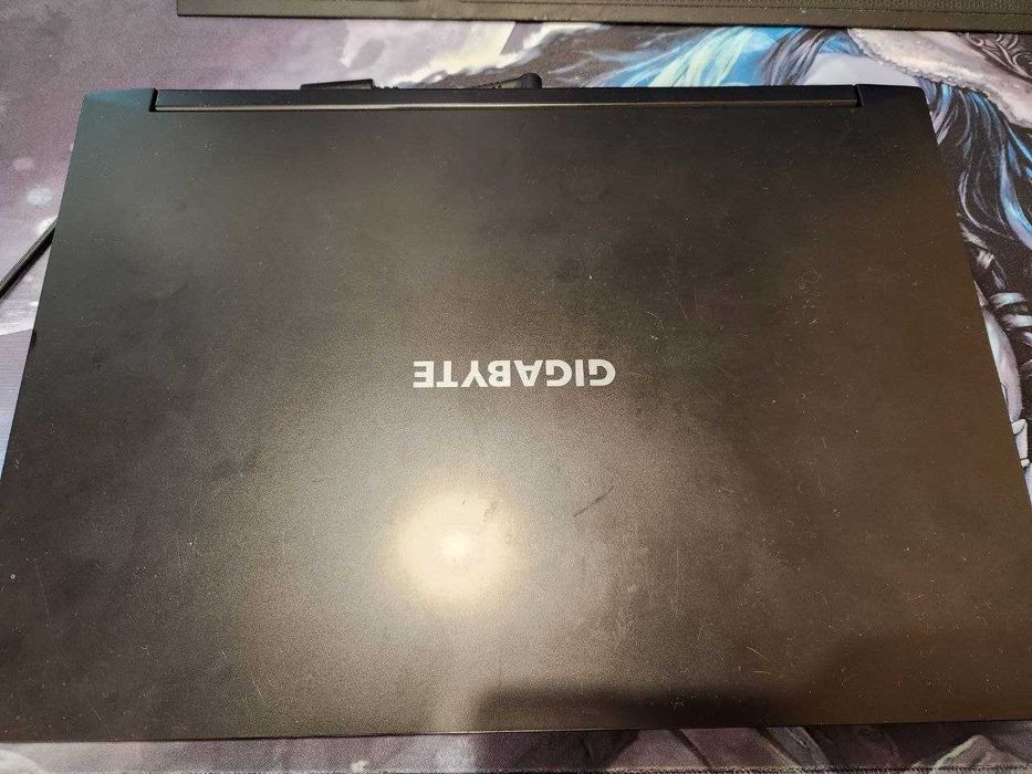 Gigabyte g5 KC, rtx 3060 6 gb, i5-10500H, 32 gb RAM, SSD NVMe 512 gb