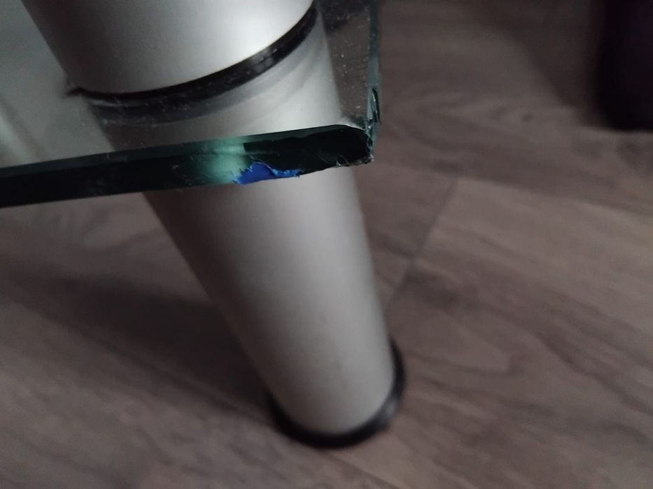 Stolik pod telewizor