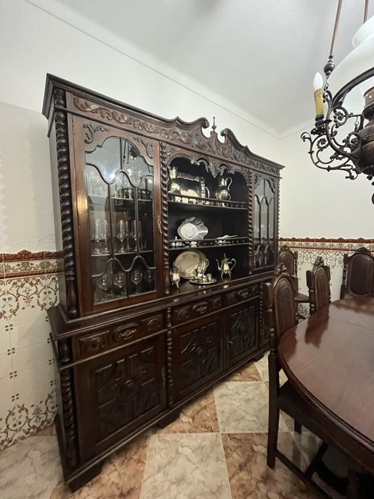 Sala de jantar completa