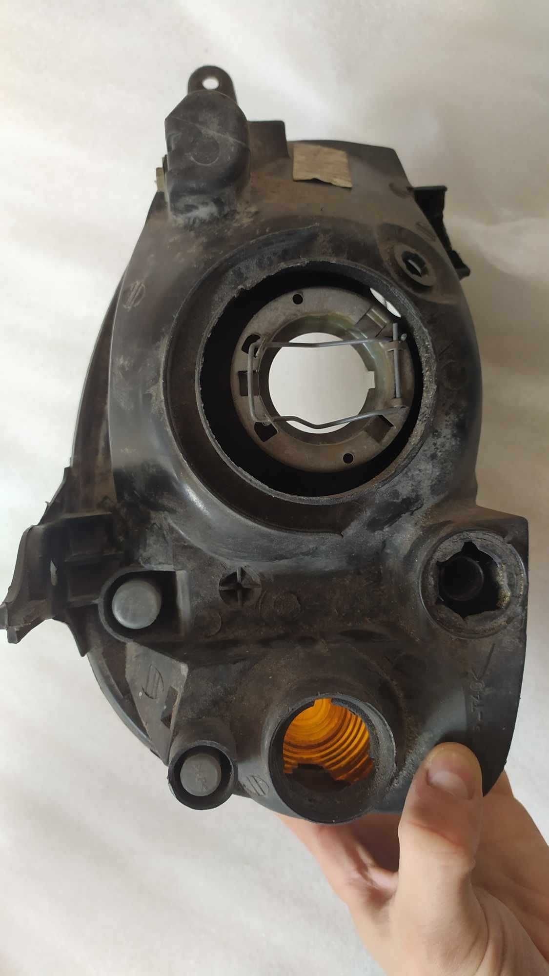 Opel Corsa B Lampa przód Eu Lewa