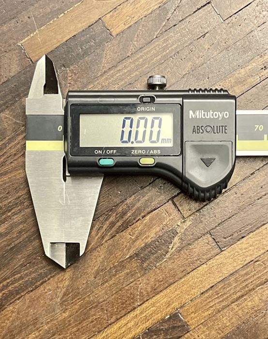 Mitutoyo AOS 150/0,01 mm 500.184.20 suwmiarka cyfrowa oryginał precyz