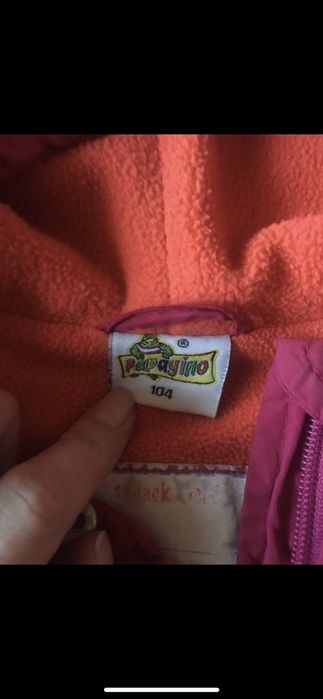 Różowa parka z kapturem