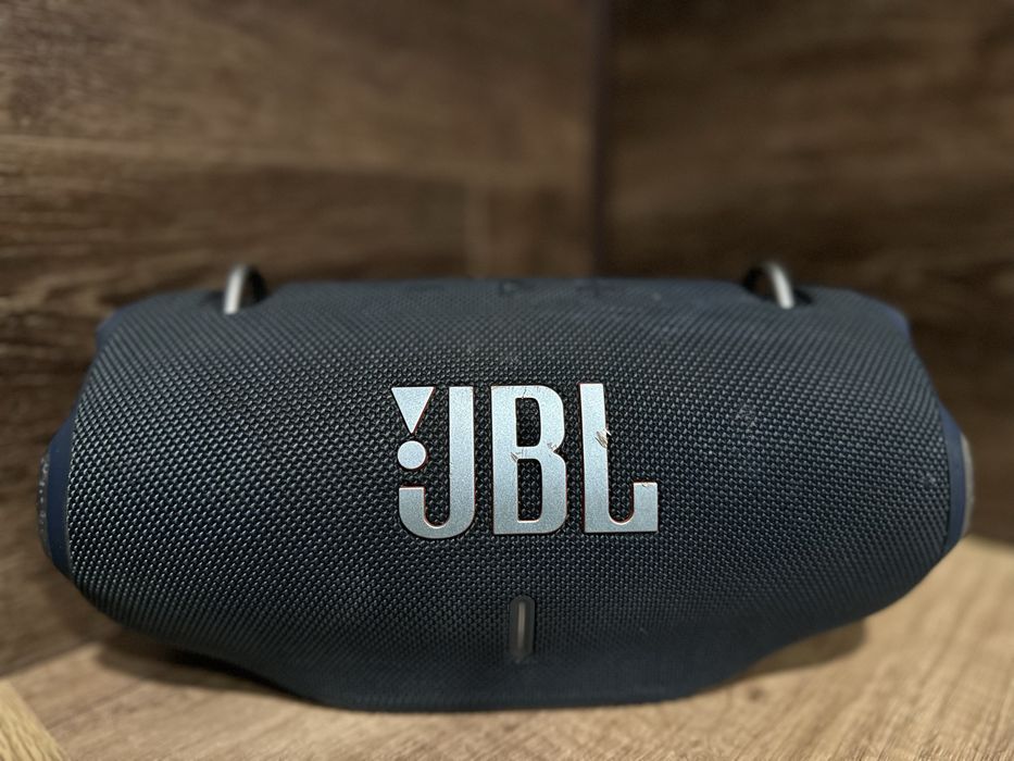 Продам колонку JBL Xtreme 4