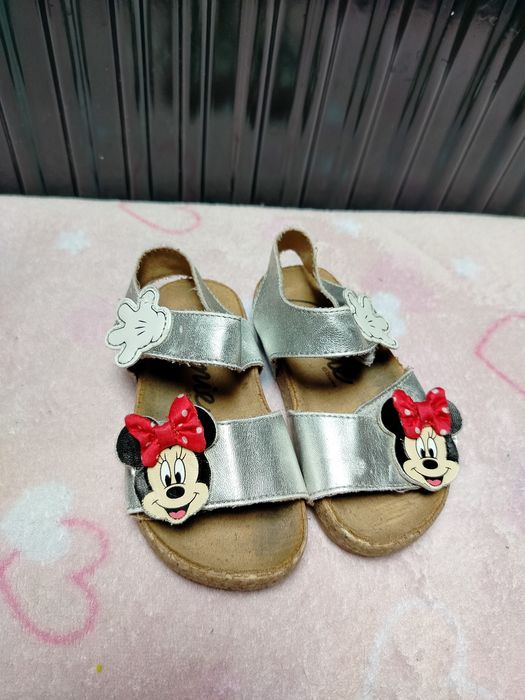 Sandały H&M Minnie r 22 dla dziewczynki i trampki Minnie