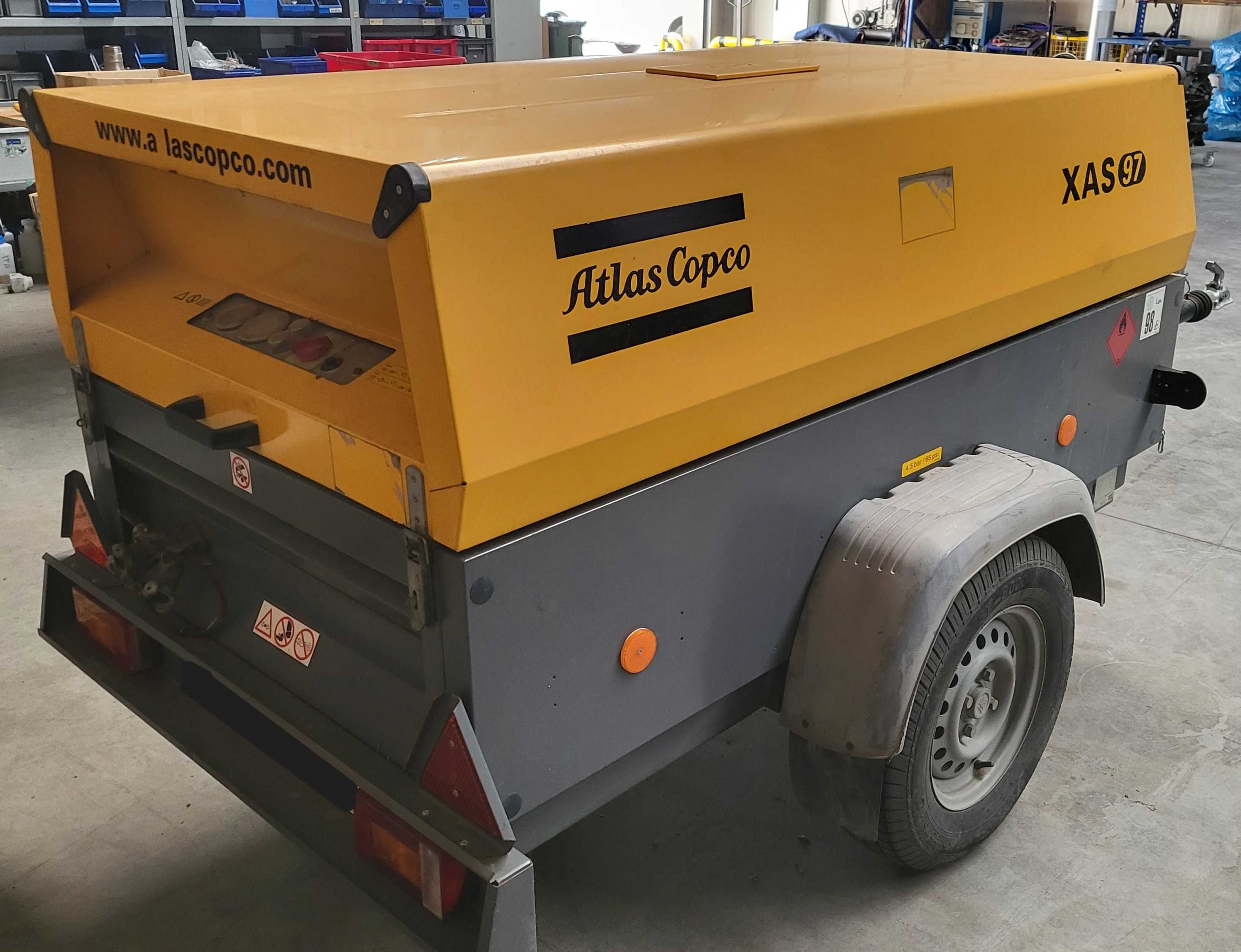 Kompresor Atlas Copco XAS97 5,3m3 2014r,360mh+osuszacz powietrza.