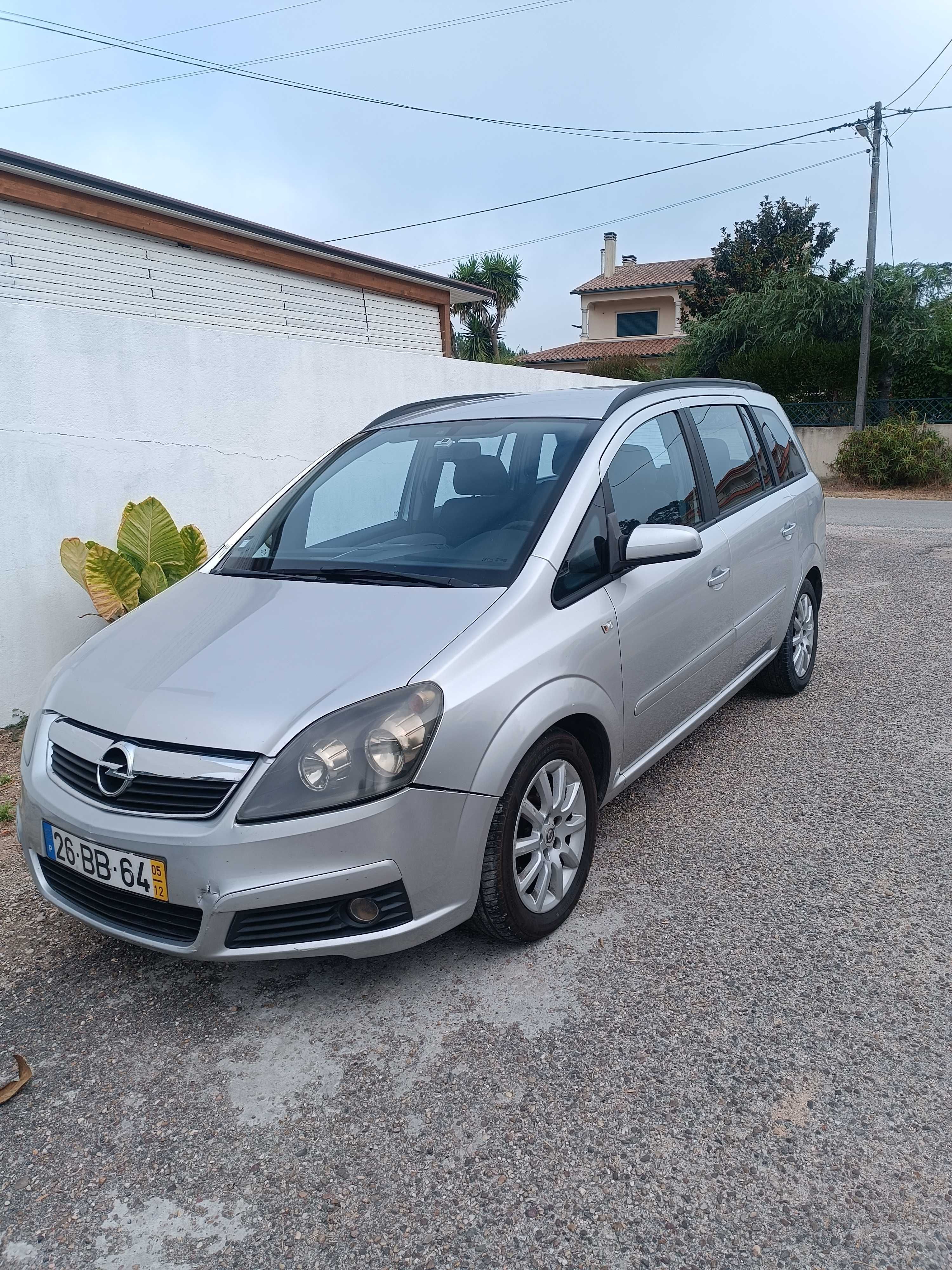 Opel Zafira CDTi 1.9 / 2005 / 7 Lugares | Económica | Espaçosa | €2000