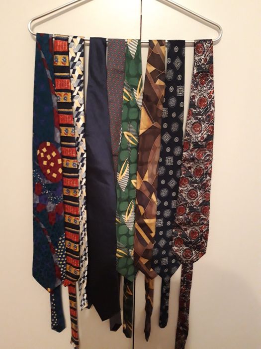 Галстуки (9штук)