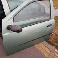 Drzwi przednie prawe 3d fiat punto II 2004r Zielone bez korozji komple