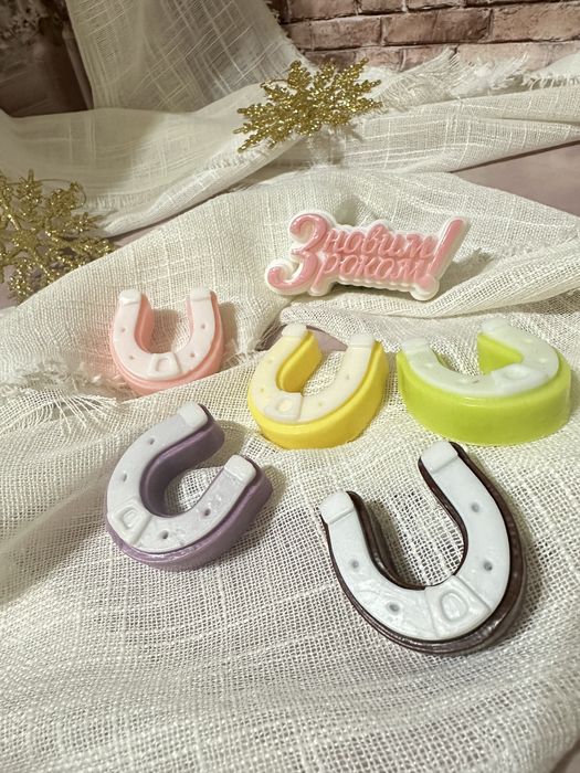 Подарунки до нового року,сувенірне мило-комплімент для колег