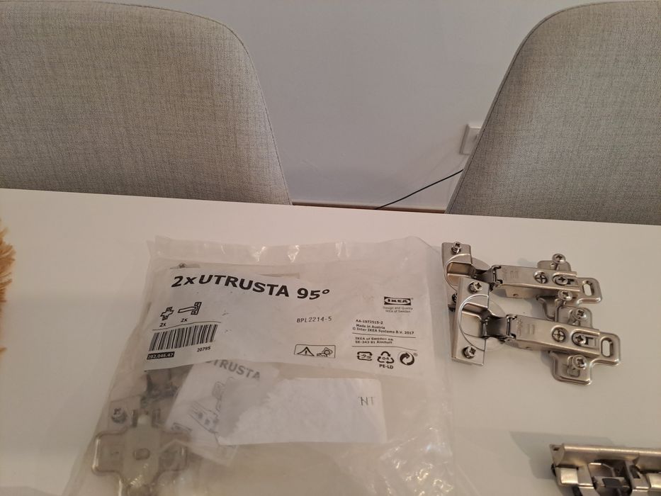 11 pares de Dobradiças cozinha de 110⁰ novas IKEA
