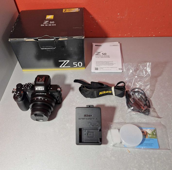 Aparat bezlusterkowy  NIKON Z50 CZARNY + obiektyw NIKKOR Z DX 16-50 MM