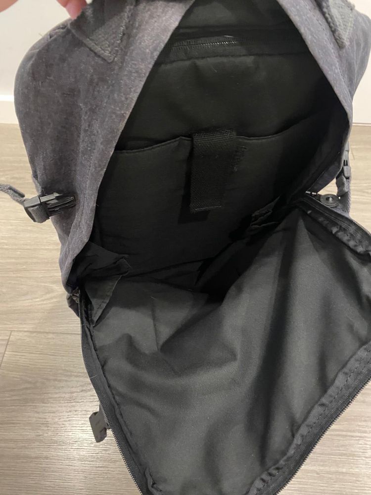 Mochila trolley Kipling