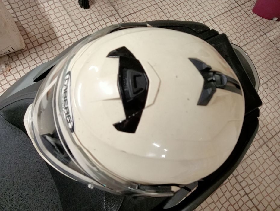 Capacete caberg duke 2