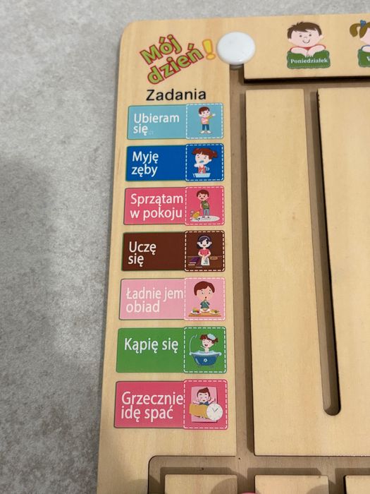 Tablica obowiązków 3+ drewniana zabawka