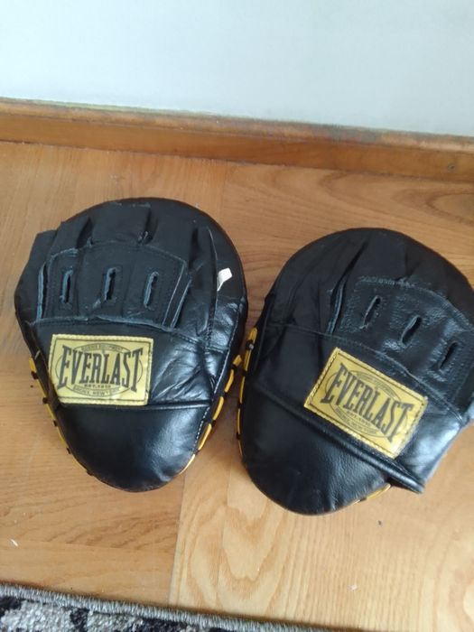 Sprzedam tarcze Everlast