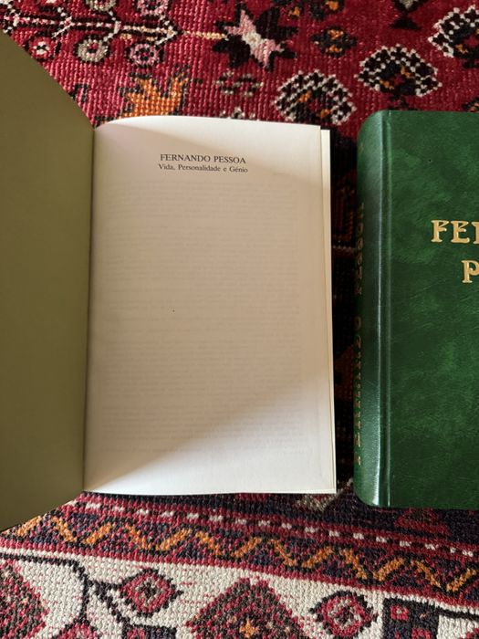 Lote de 2 livros Fernando Pessoa
